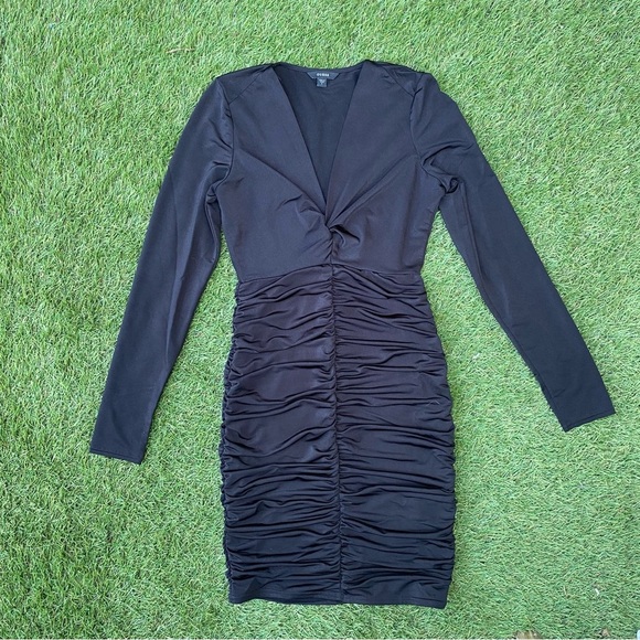 ☀️ GUESS | RUCHED BODYCON DRESS | S #FML130010 - Picture 1 of 8